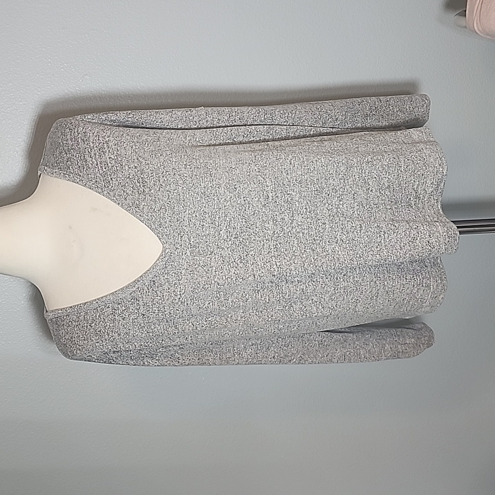 rag & bone v-neck long sleeve grey shirt m